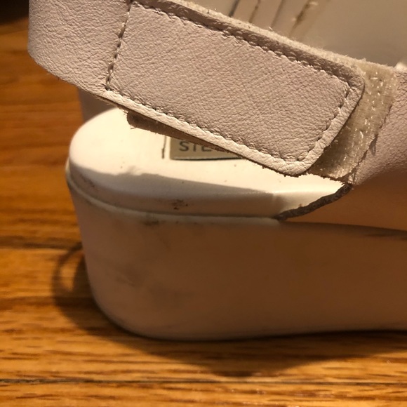 Steve Madden white platform sandals - Picture 4 of 6